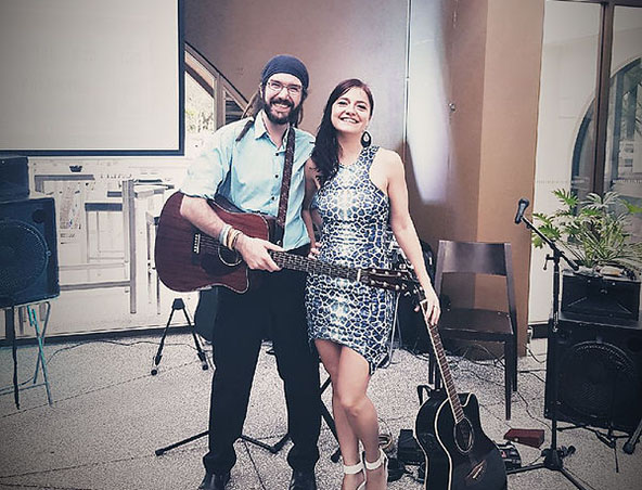 Brisbane Acoustic Duo Heidi And Scott