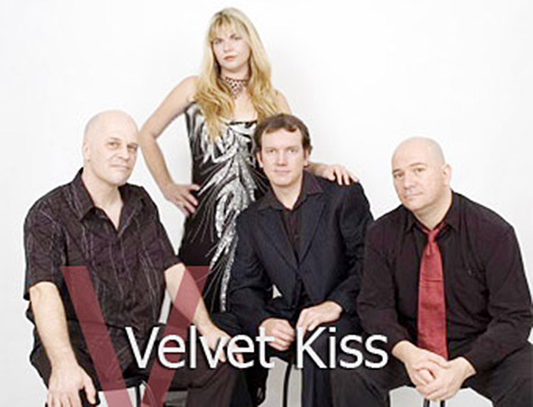 live action kiss Velvet