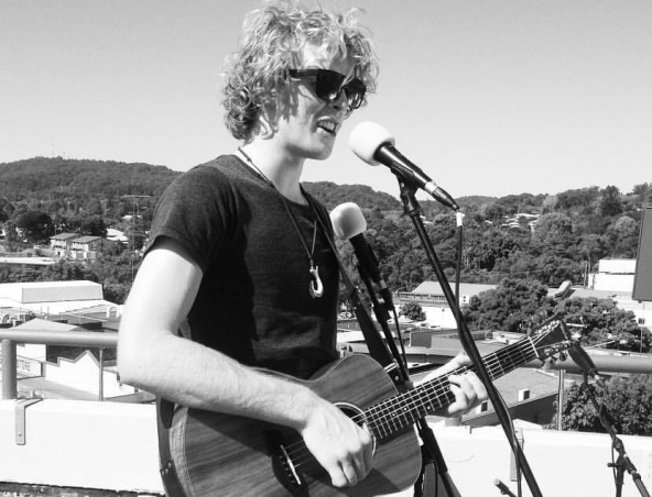Brisbane Acoustic Soloist Musician Singer  JD