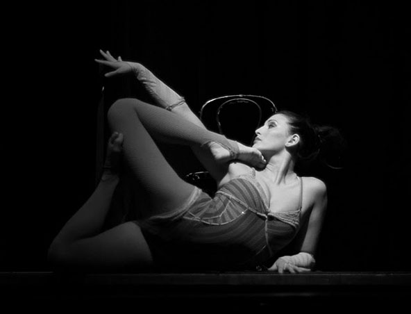 Contortion Circus Acts Brisbane - Roving Entertainment - Performers