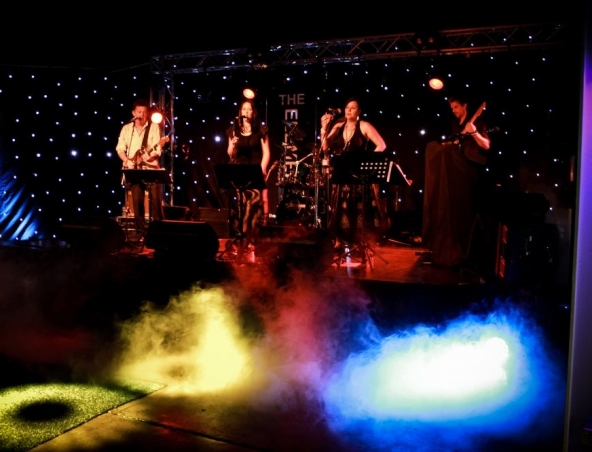The Elements Cover Band Brisbane - Musicians Entertainers Singers